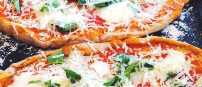 Пицца «Маргарита» на тонком тесте