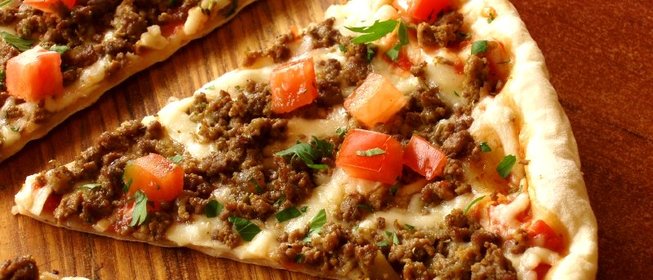 Пицца с мясным фаршем