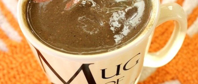 Зеленый коктейль с чечевицей