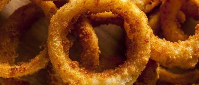 Луковые кольца в панировке