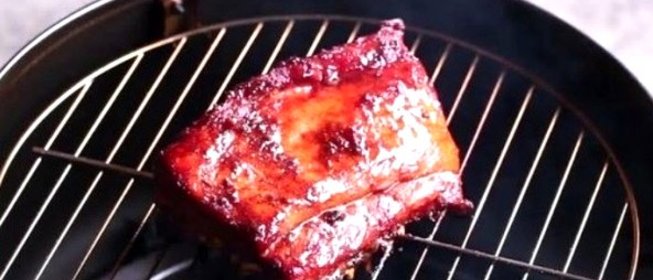 Ребра в коптильне