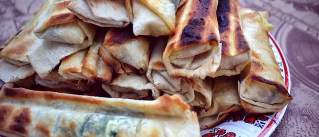 Сулугуни в лаваше на сковороде