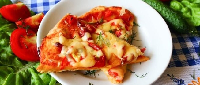 Пицца на тонком тесте без дрожжей