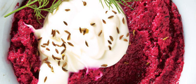 Свекольный соус с грецкими орехами