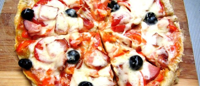 Пицца с копченым окороком