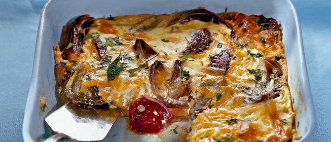 Запеканка из красного лука