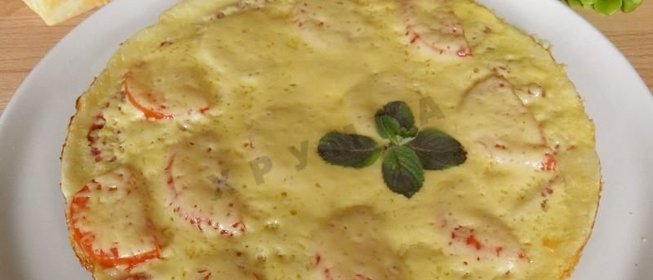 Пицца на сковороде за 5 минут с сыром и колбасой