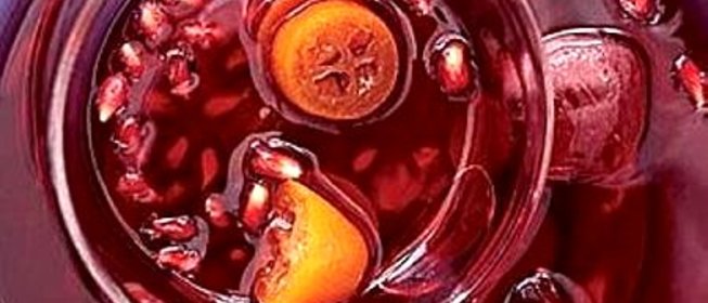 Коктейль с кумкватом и гранатом