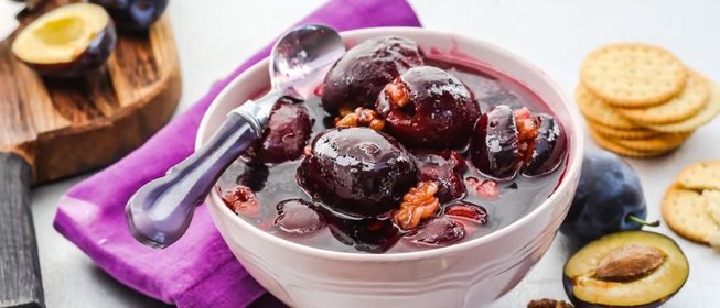 Варенье из сливы с грецкими орехами