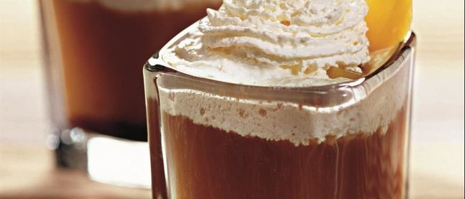 Кофейный коктейль с персиками