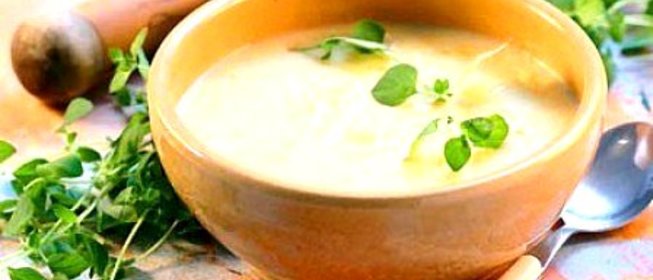 Картофельный суп с гренками