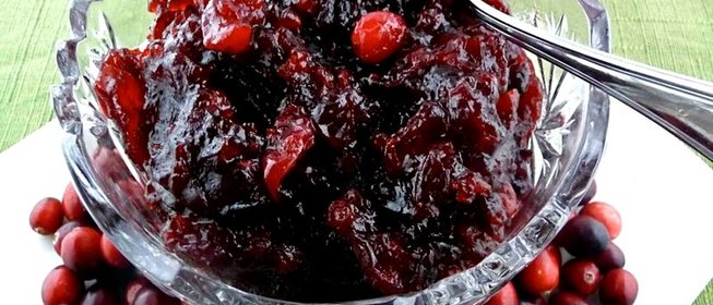 Клюквенный соус с инжиром