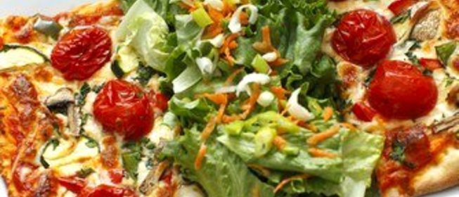 Пицца с овощами и рисом вегетарианская