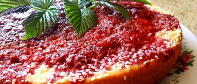 Манник с вареньем