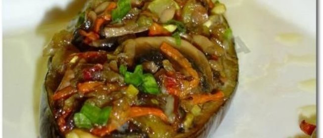 Баклажаны фаршированные запеченные с грибами и кабачками