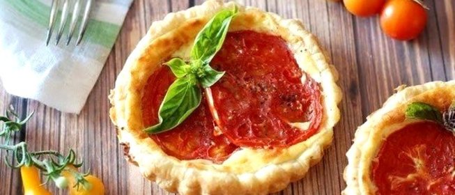 Корзиночки с томатами и рикоттой