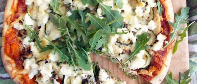 Пицца с курицей и рикоттой