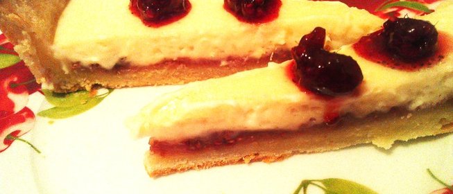 Тарт с малиновым вареньем