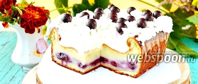 Кекс-запеканка творожный с чёрной смородиной