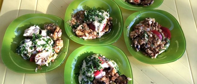 Мусака с сулугуни и помидорами