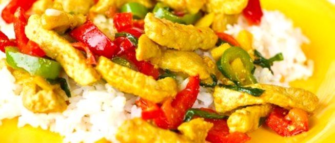 Куриное рагу с грибами и перцами