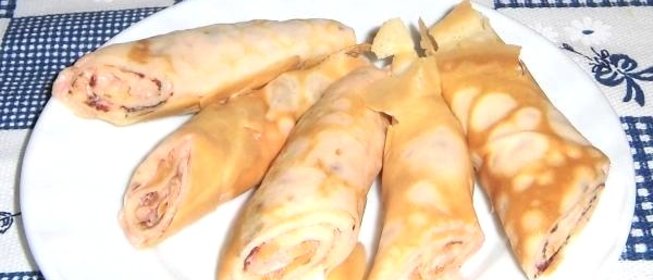 Блинчики с икрой мойвы