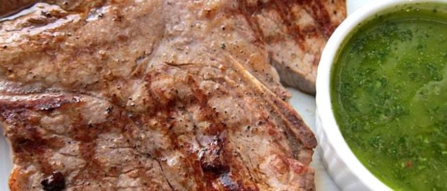 Стейк с соусом Сальса-Верде