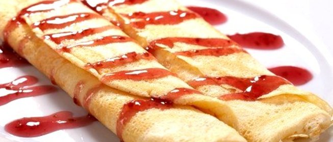 Блины с ягодами и маскарпоне