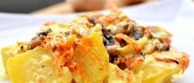 Картошка с грибами в сливках