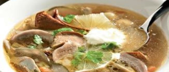 Солянка с груздями