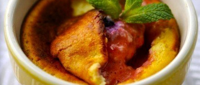 Творожная запеканка с ягодами