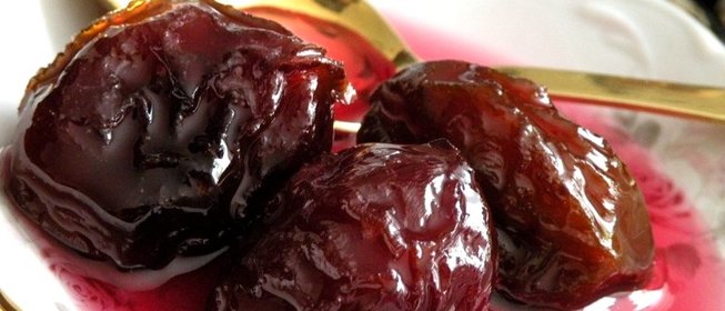 Сливовое варенье с косточками
