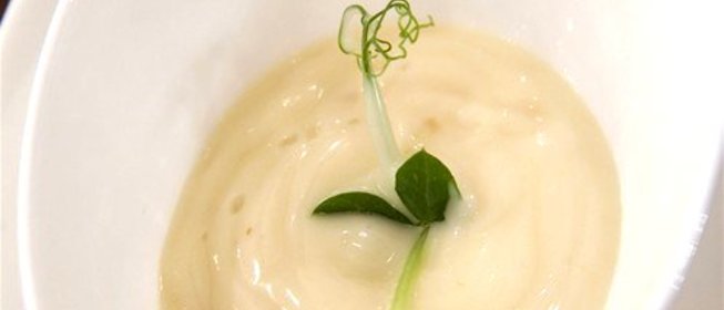 Дип из печеного чеснока с йогуртом