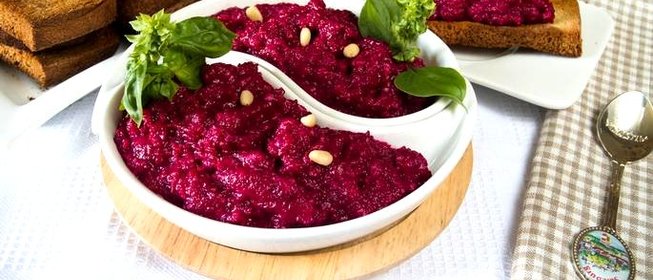 Соус Песто из печёной свёклы