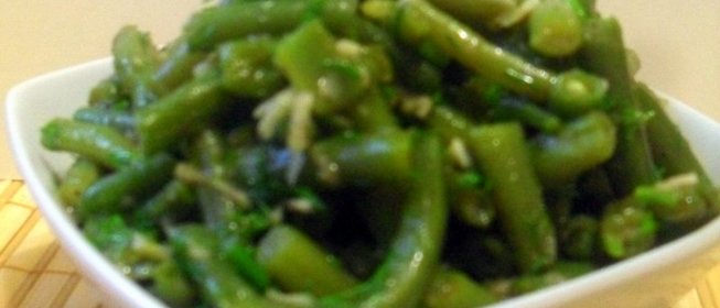 Острая закуска из стручковой фасоли