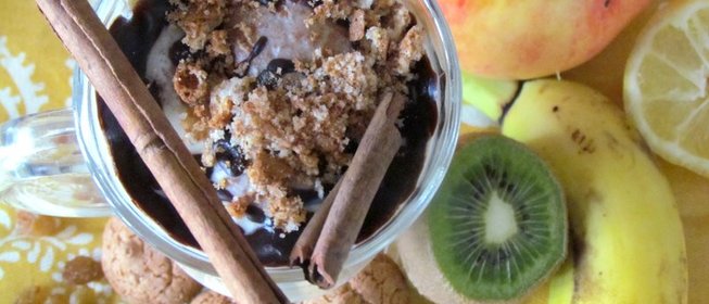 Бананово-сливочный трайфл с цитрусом, изюмом и печеньем «амаретти»