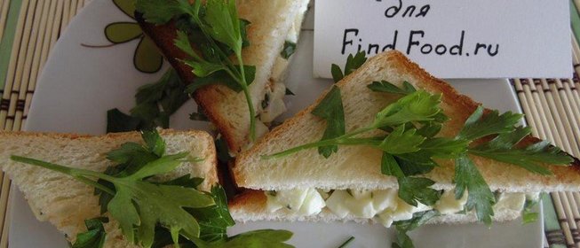 Сэндвич с сыром и яйцом