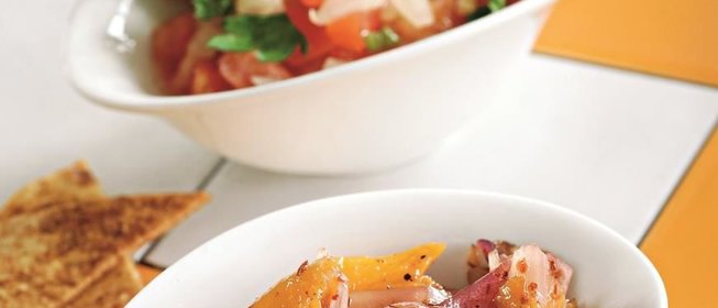 Дипы для чипсов: персиковая сальса и пико де гальо