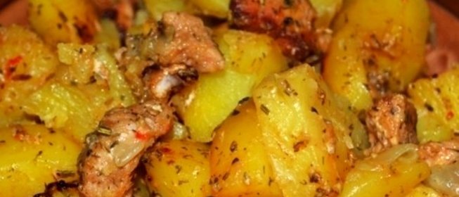 Картошка в горшочках с мясом