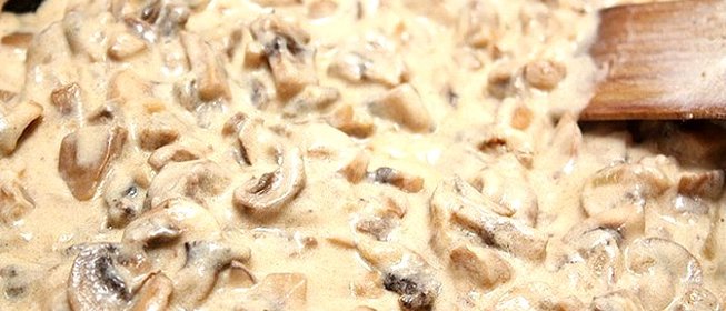 Грибной соус из шампиньонов со сливками