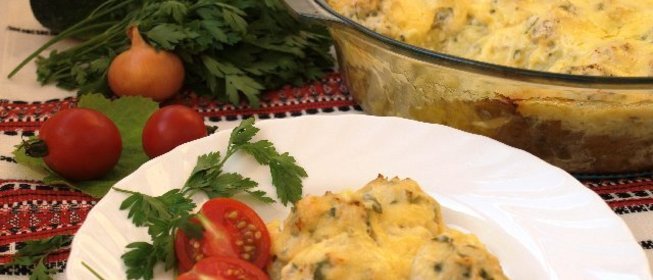 Кабачковая запеканка с куриными тефтелями