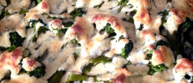 Запеканка из брокколи со сливками и сыром