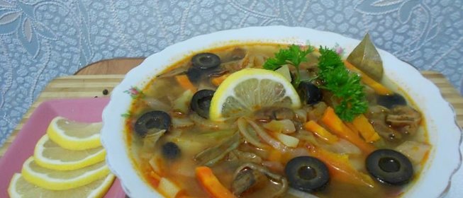 Солянка с грибами