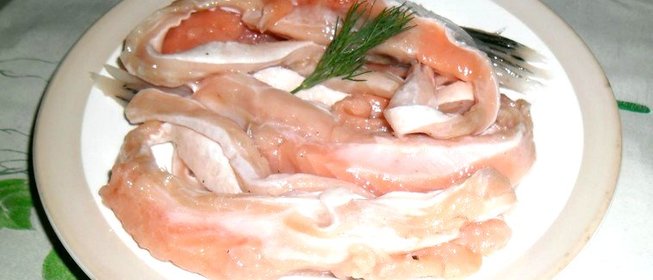 Соленые брюшки семги