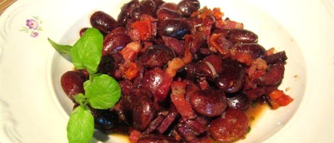 Рагу из фасоли по‑баскски