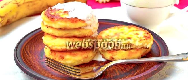 Кокосовые сырники с бананом