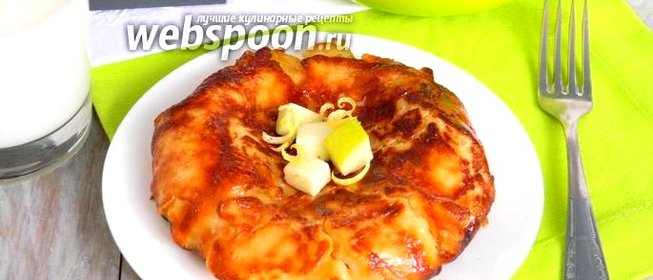 Блин с яблоком в карамели