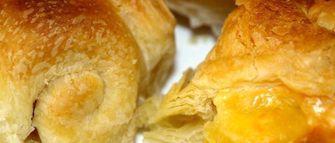 Слойки с сыром