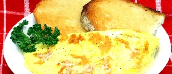 Омлет из яиц и молока