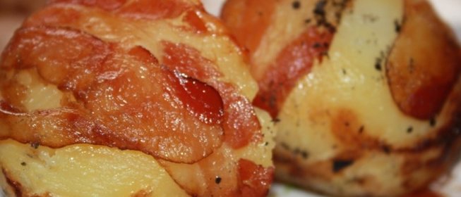 Картофель в беконе